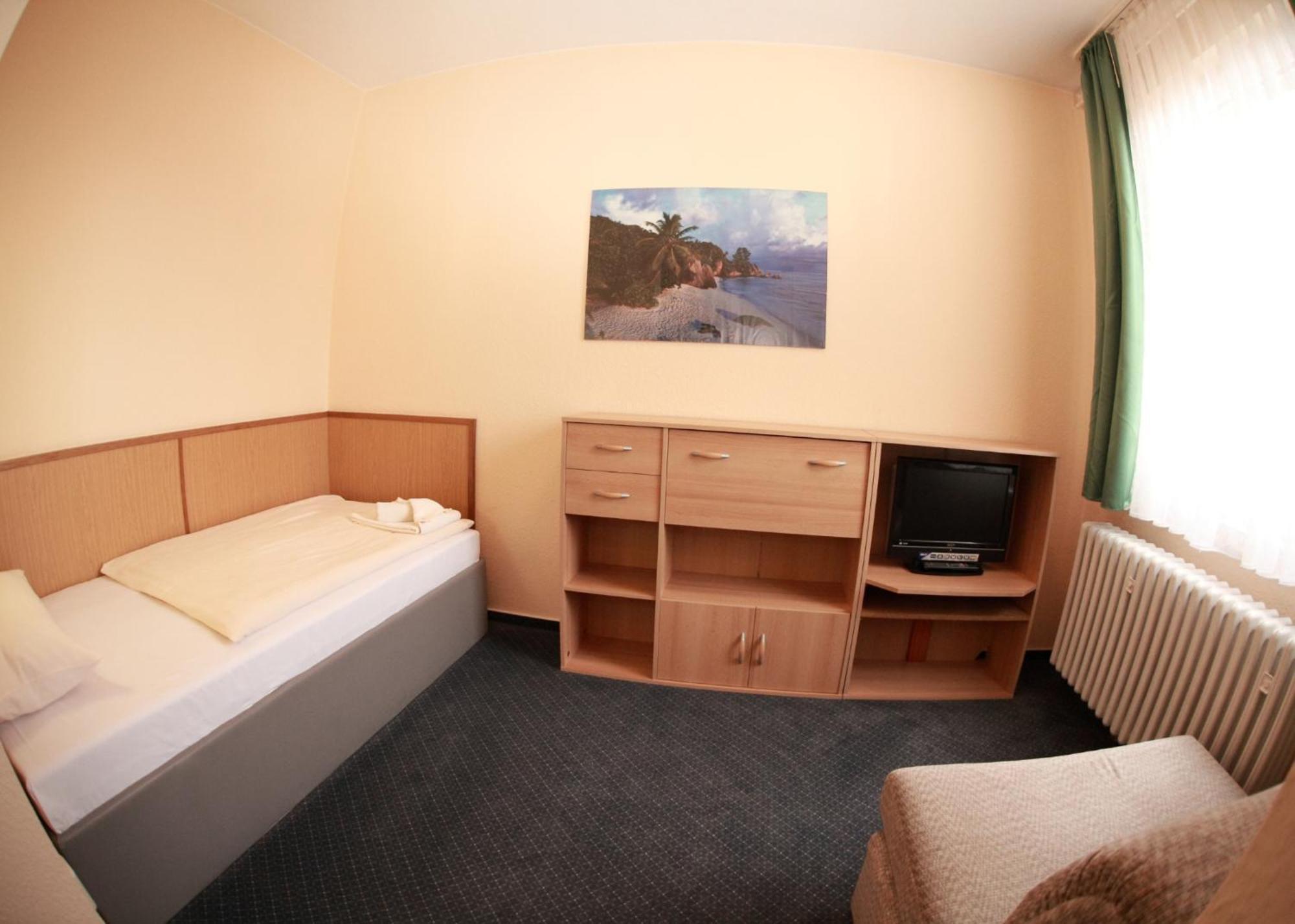 Hotel Bertramshof Wißmar Стая снимка
